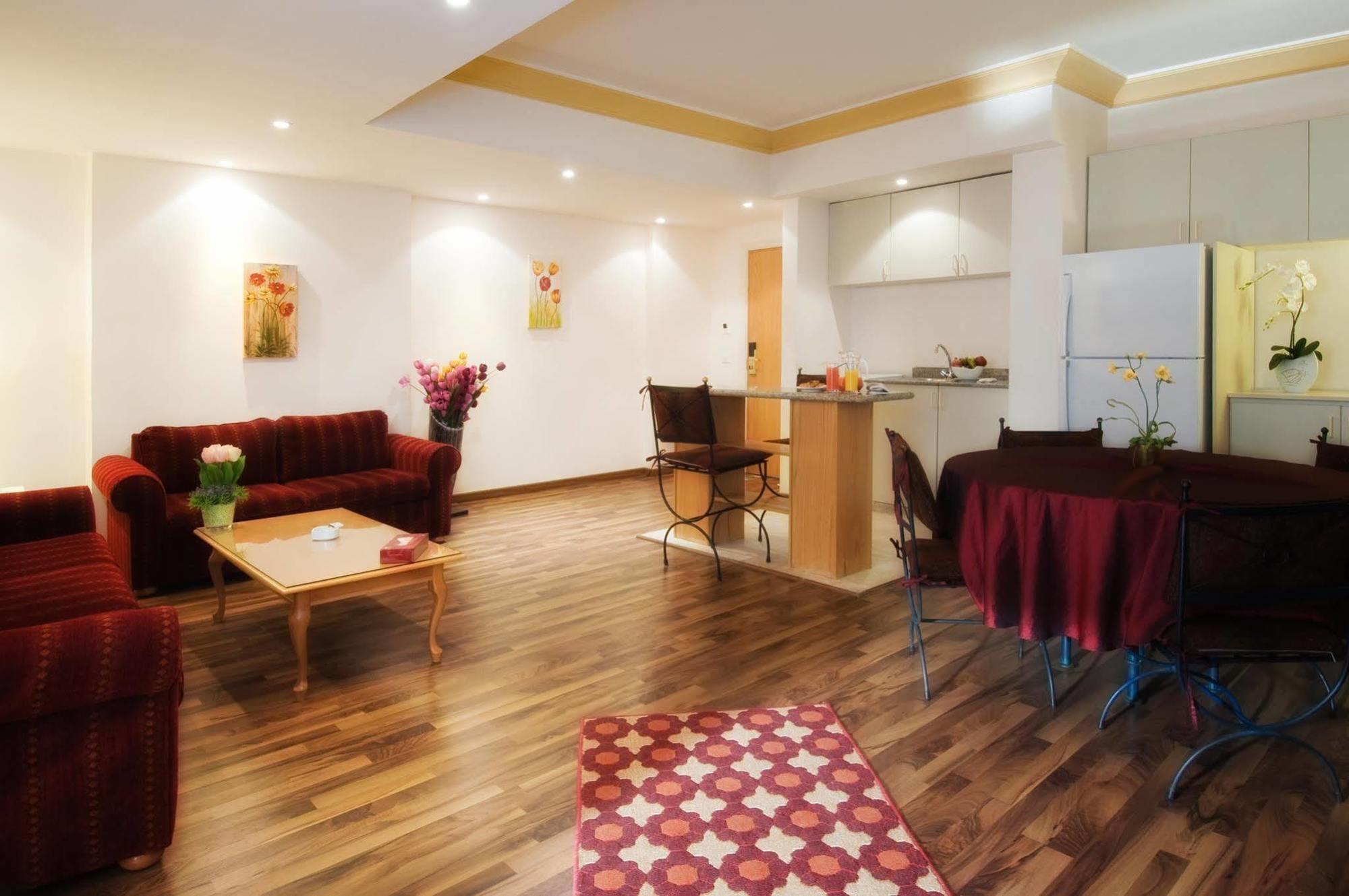 Rawche Universal Apartments Beirut Rum bild